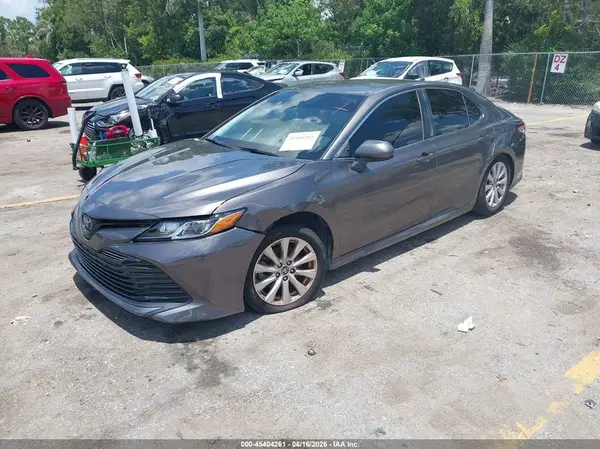 4T1C11AK3LU384350 2020 TOYOTA CAMRY - Image 2