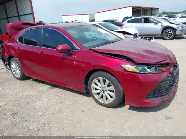 4T1C11AK3LU386860 2020 TOYOTA CAMRY - Image 1