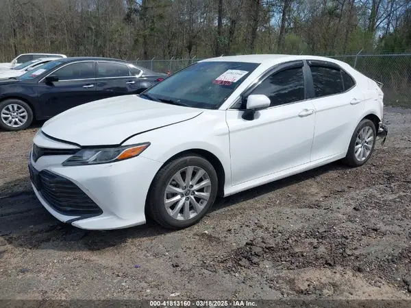 4T1C11AK3LU508682 2020 TOYOTA CAMRY - Image 2