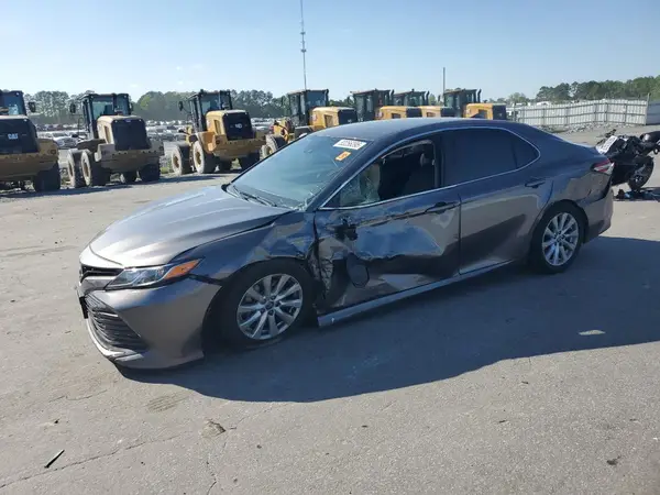4T1C11AK3LU509945 2020 TOYOTA CAMRY - Image 1