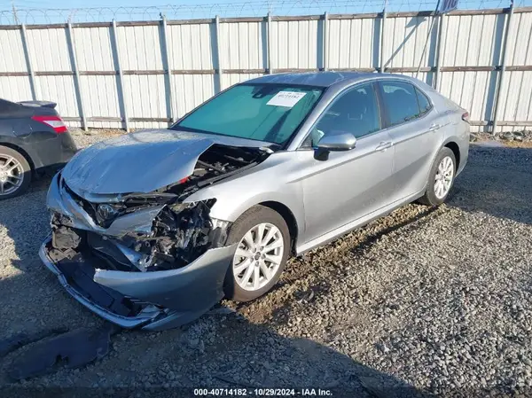 4T1C11AK3LU866641 2020 TOYOTA CAMRY - Image 2