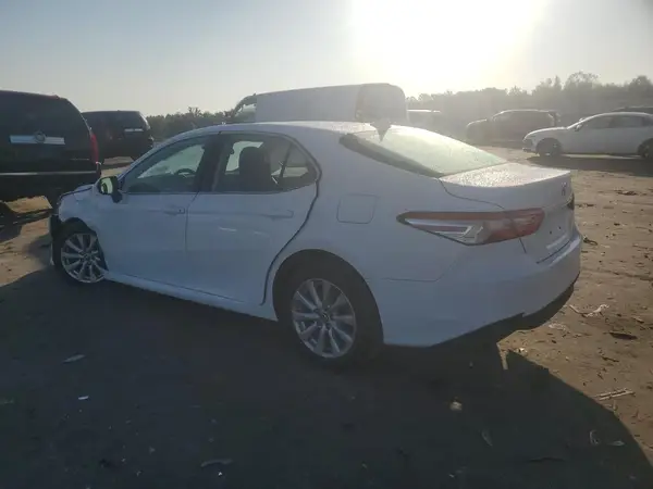 4T1C11AK3LU875176 2020 TOYOTA CAMRY - Image 2