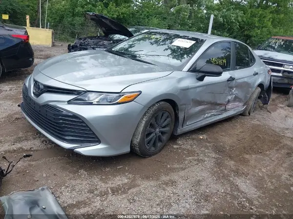4T1C11AK3LU878126 2020 TOYOTA CAMRY - Image 2