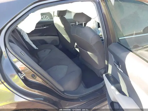 4T1C11AK3LU880555 2020 TOYOTA CAMRY - Image 8