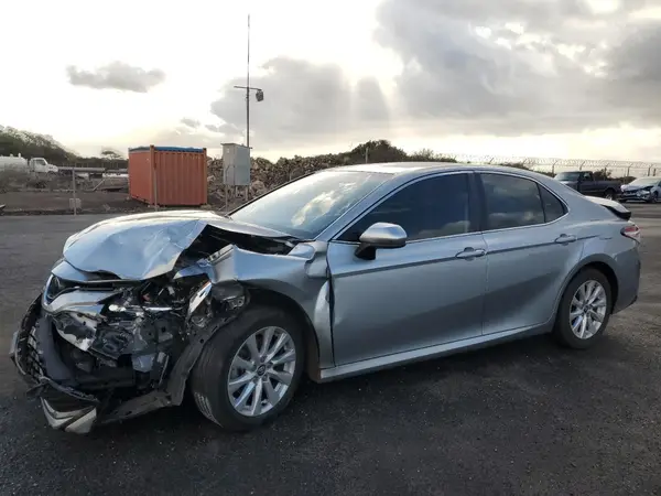 4T1C11AK3LU885237 2020 TOYOTA CAMRY - Image 1