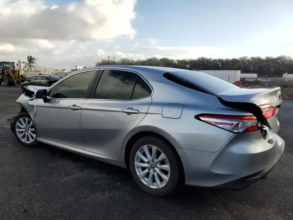 4T1C11AK3LU885237 2020 TOYOTA CAMRY - Image 2