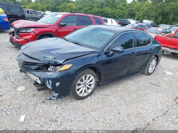 4T1C11AK3LU886730 2020 TOYOTA CAMRY - Image 2