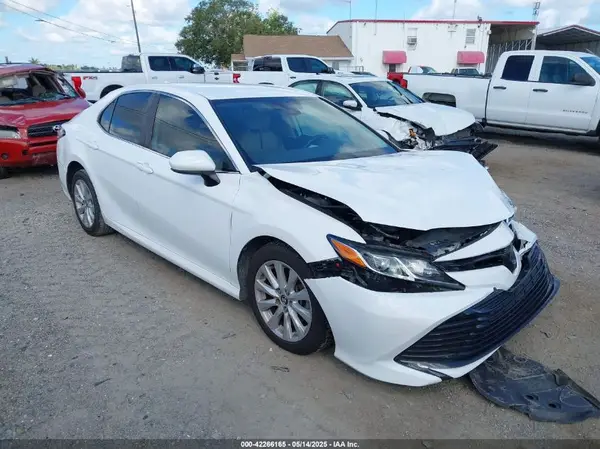 4T1C11AK3LU912842 2020 TOYOTA CAMRY - Image 1