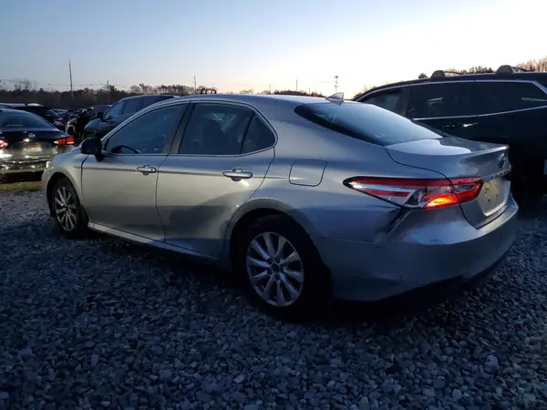 4T1C11AK3LU913277 2020 TOYOTA CAMRY - Image 2