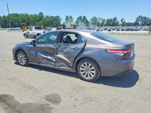 4T1C11AK3LU913473 2020 TOYOTA CAMRY - Image 2