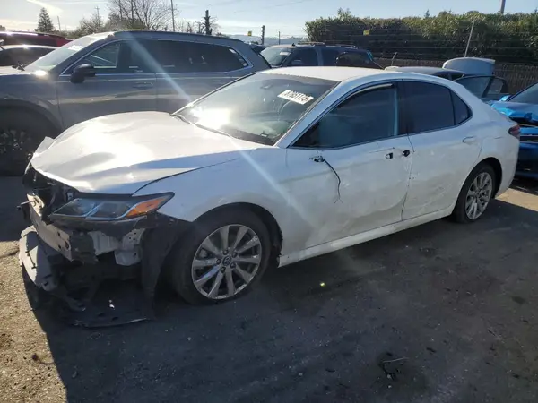 4T1C11AK3LU916423 2020 TOYOTA CAMRY - Image 1