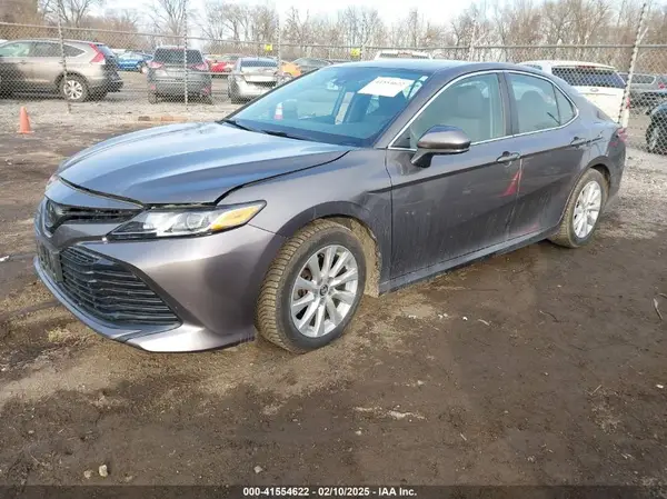 4T1C11AK3LU917815 2020 TOYOTA CAMRY - Image 2