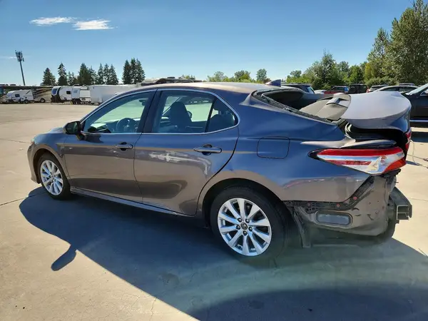 4T1C11AK3LU924800 2020 TOYOTA CAMRY - Image 2