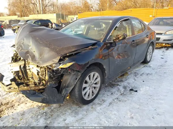 4T1C11AK3LU927731 2020 TOYOTA CAMRY - Image 2