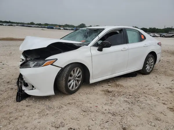 4T1C11AK3LU929043 2020 TOYOTA CAMRY - Image 1