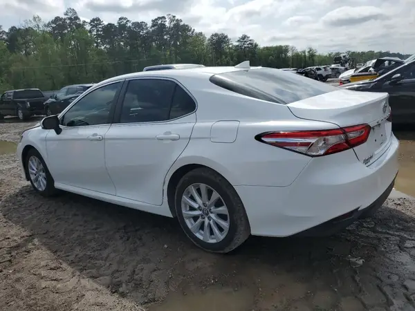 4T1C11AK3LU929804 2020 TOYOTA CAMRY - Image 2
