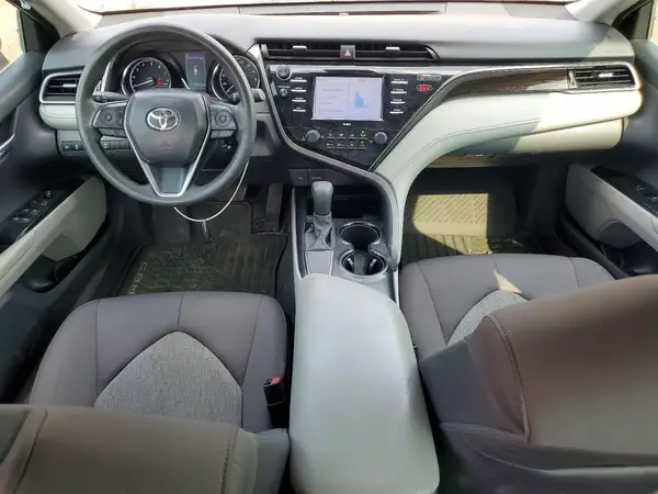 4T1C11AK3LU932685 2020 TOYOTA CAMRY - Image 8