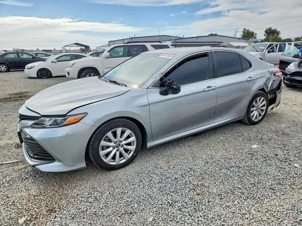 4T1C11AK3LU936008 2020 TOYOTA CAMRY - Image 1