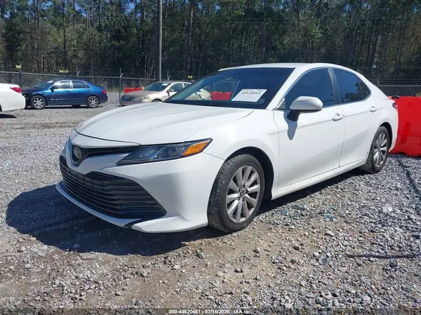 4T1C11AK3LU940253 2020 TOYOTA CAMRY - Image 2