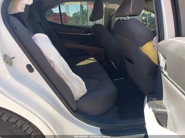 4T1C11AK3LU940253 2020 TOYOTA CAMRY - Image 8