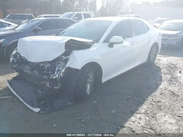 4T1C11AK3LU944318 2020 TOYOTA CAMRY - Image 2