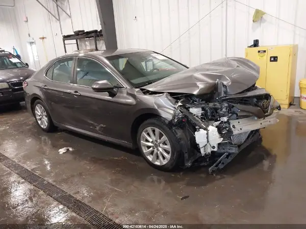 4T1C11AK3LU954542 2020 TOYOTA CAMRY - Image 1