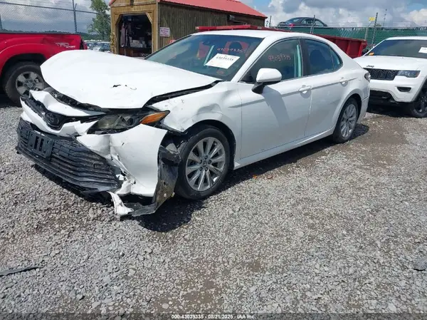 4T1C11AK3LU969204 2020 TOYOTA CAMRY - Image 2