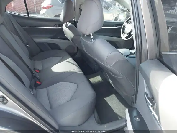 4T1C11AK3LU983751 2020 TOYOTA CAMRY - Image 8