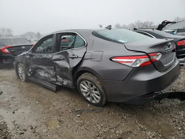 4T1C11AK3LU984849 2020 TOYOTA CAMRY - Image 2