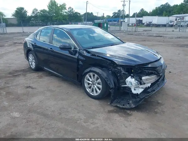 4T1C11AK3LU991607 2020 TOYOTA CAMRY - Image 1
