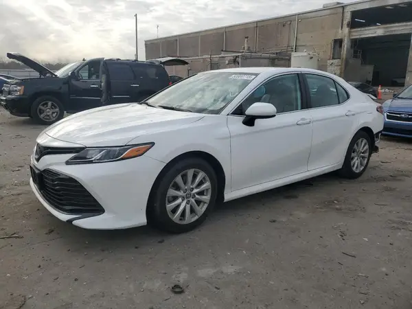 4T1C11AK3LU995463 2020 TOYOTA CAMRY - Image 1