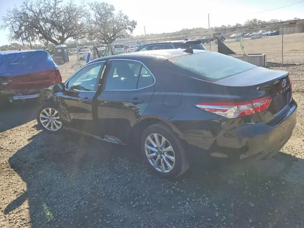 4T1C11AK3LU996855 2020 TOYOTA CAMRY - Image 2
