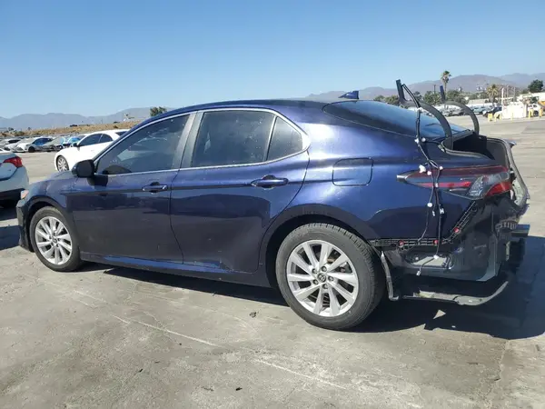 4T1C11AK3MU436402 2021 TOYOTA CAMRY - Image 2