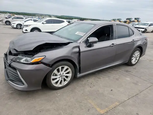 4T1C11AK3MU436450 2021 TOYOTA CAMRY - Image 1