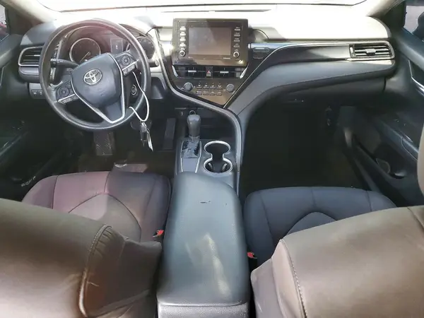 4T1C11AK3MU437727 2021 TOYOTA CAMRY - Image 8