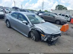 4T1C11AK3MU440417 2021 TOYOTA CAMRY