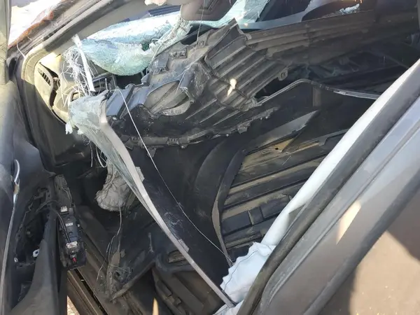4T1C11AK3MU442653 2021 TOYOTA CAMRY - Image 8