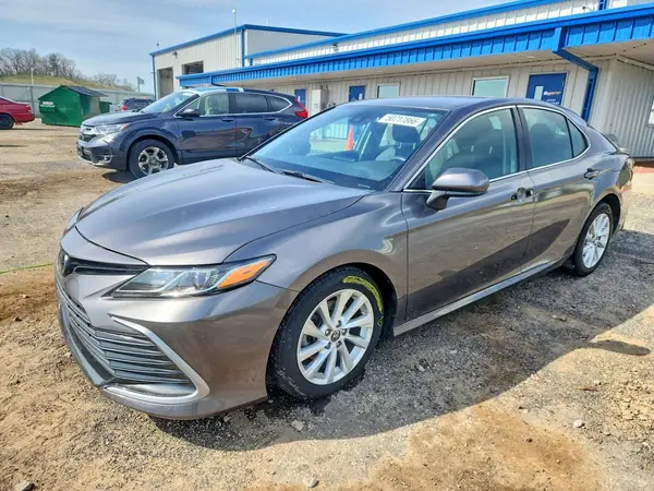 4T1C11AK3MU461462 2021 TOYOTA CAMRY - Image 1