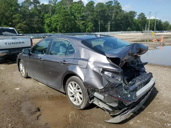 4T1C11AK3MU469139 2021 TOYOTA CAMRY - Image 2