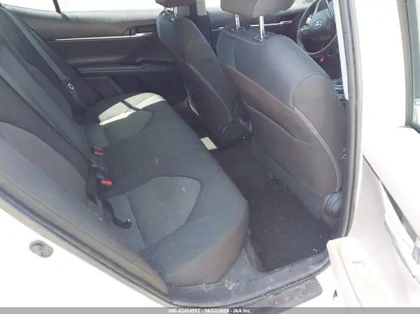 4T1C11AK3MU471540 2021 TOYOTA CAMRY - Image 8