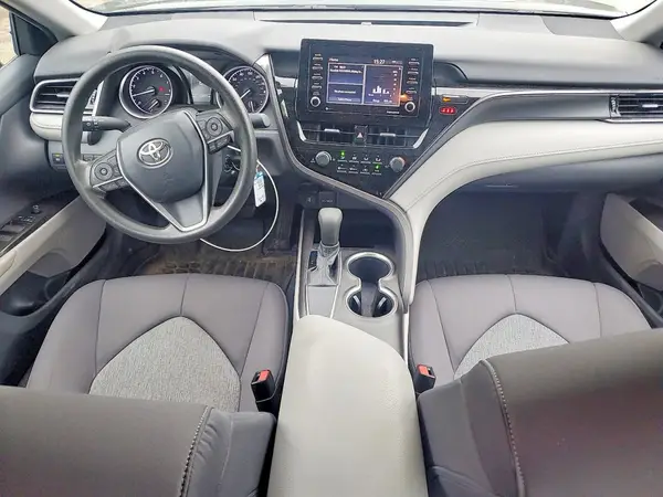 4T1C11AK3MU482697 2021 TOYOTA CAMRY - Image 8