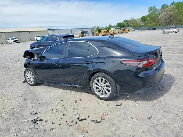4T1C11AK3MU483767 2021 TOYOTA CAMRY - Image 2