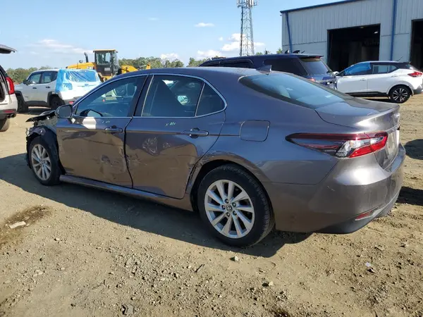 4T1C11AK3MU496129 2021 TOYOTA CAMRY - Image 2