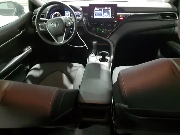 4T1C11AK3MU512281 2021 TOYOTA CAMRY - Image 8