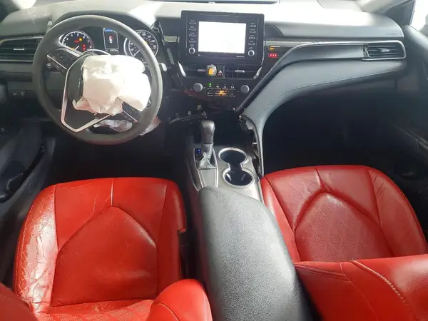 4T1C11AK3MU514693 2021 TOYOTA CAMRY - Image 8