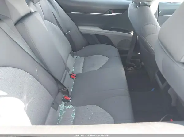 4T1C11AK3MU549928 2021 TOYOTA CAMRY - Image 8