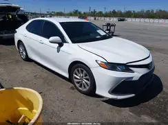 4T1C11AK3MU559083 2021 TOYOTA CAMRY