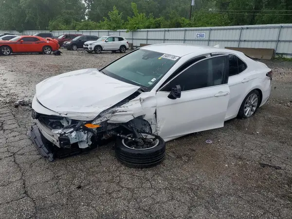 4T1C11AK3MU564204 2021 TOYOTA CAMRY - Image 1