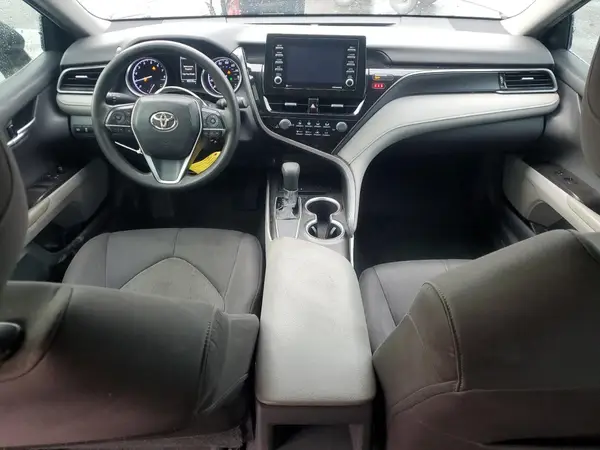 4T1C11AK3MU572576 2021 TOYOTA CAMRY - Image 8