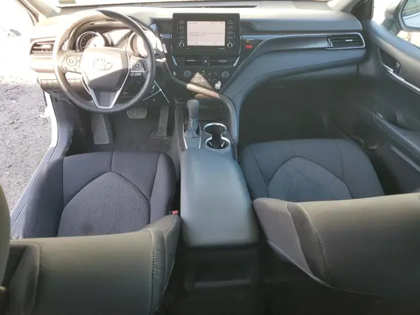 4T1C11AK3MU574327 2021 TOYOTA CAMRY - Image 8